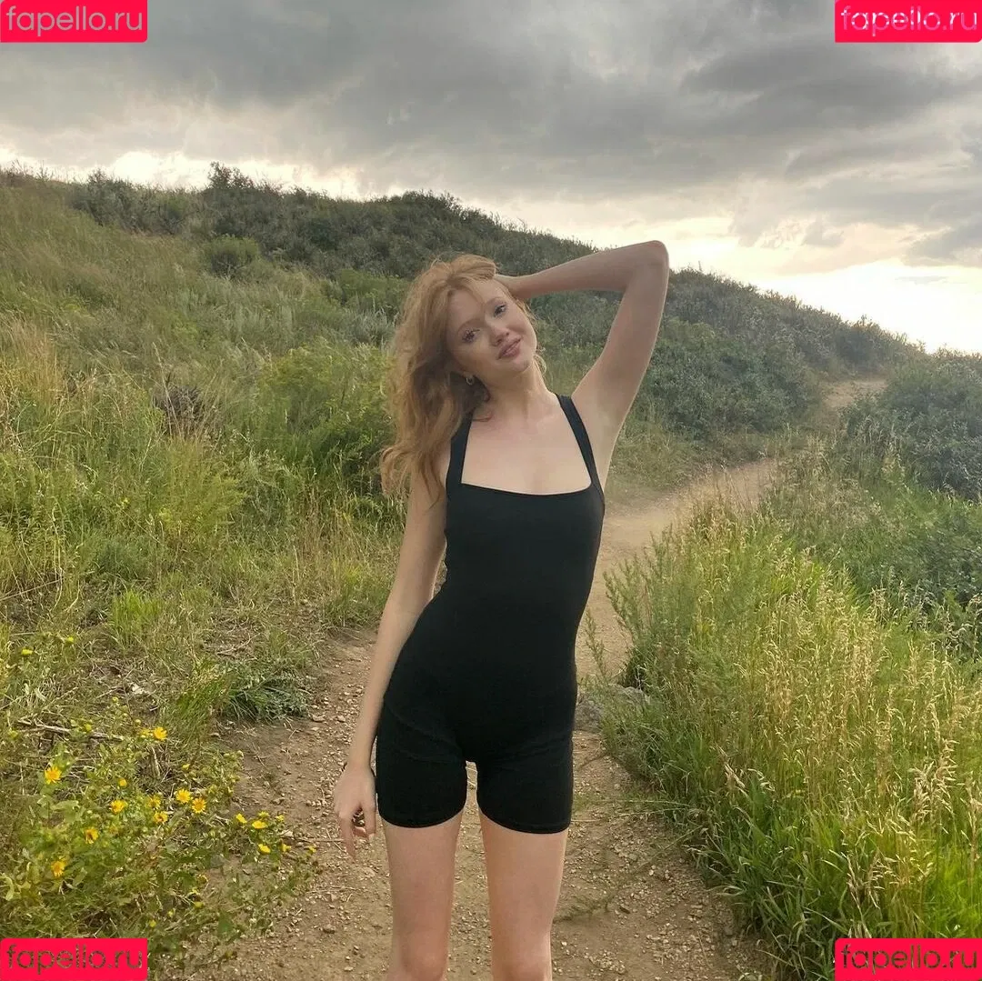 Makenna Kelly Onlyfans Photo Gallery 