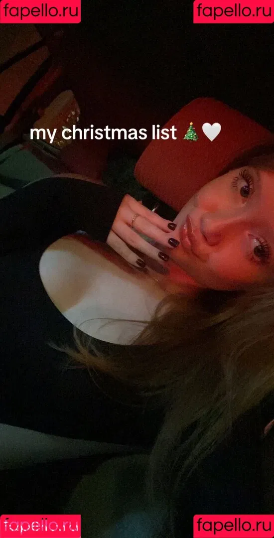 Makenna Kelly Onlyfans Photo Gallery 