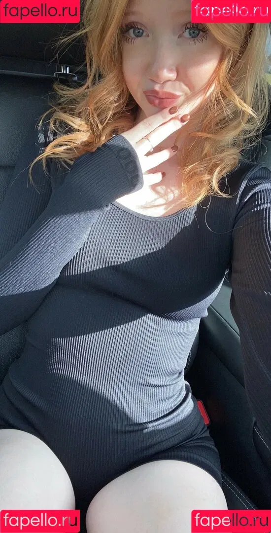Makenna Kelly Onlyfans Photo Gallery 