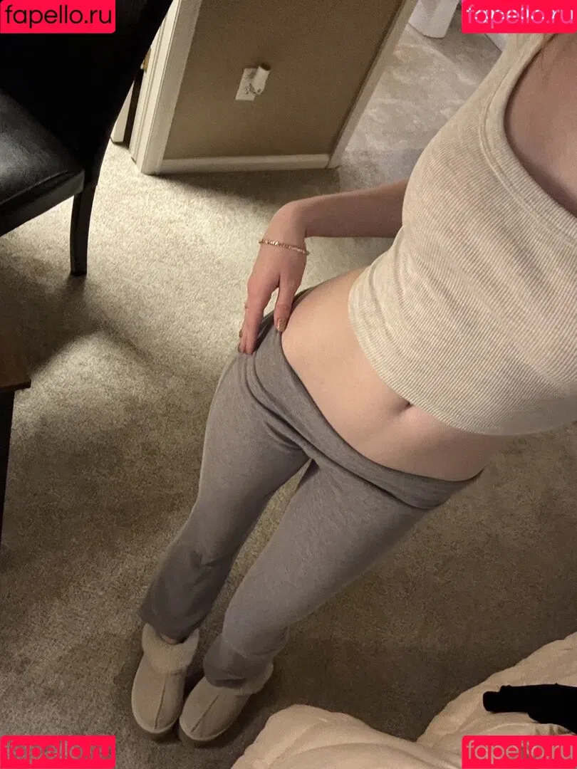 Makenna Kelly Onlyfans Photo Gallery 