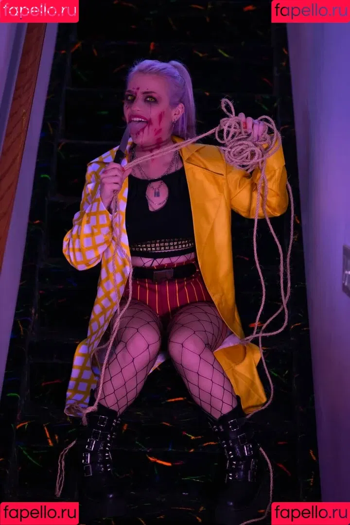 ASMR Shanny Onlyfans Photo Gallery 
