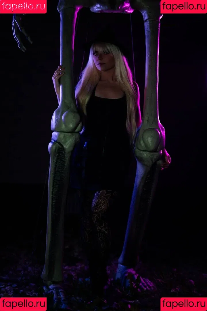 ASMR Shanny Onlyfans Photo Gallery 