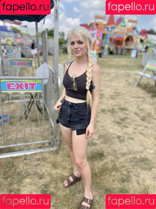 ASMR Shanny Onlyfans Photo Gallery 