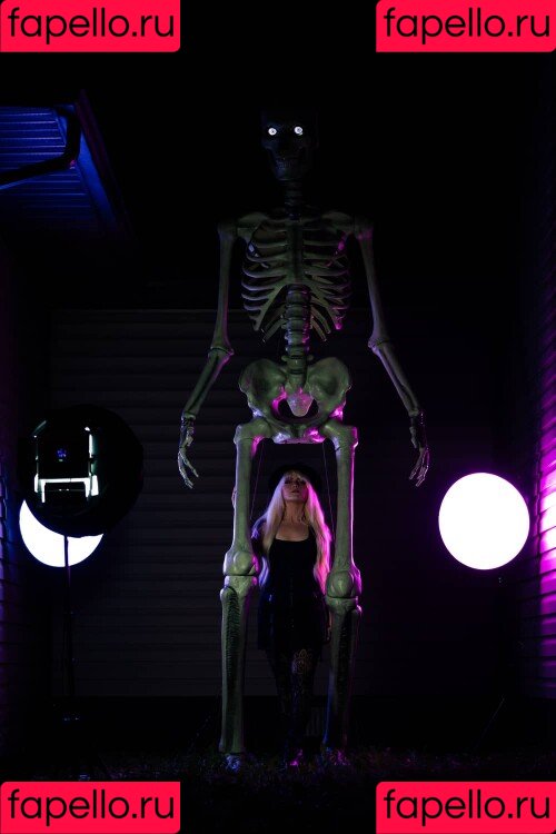 ASMR Shanny Onlyfans Photo Gallery 