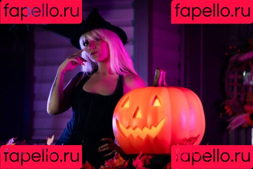 ASMR Shanny Onlyfans Photo Gallery 