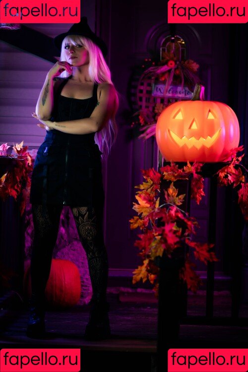 ASMR Shanny Onlyfans Photo Gallery 