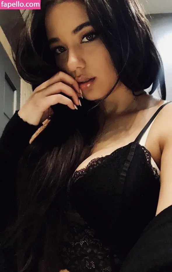 bhadbunnyof Onlyfans Photo Gallery 