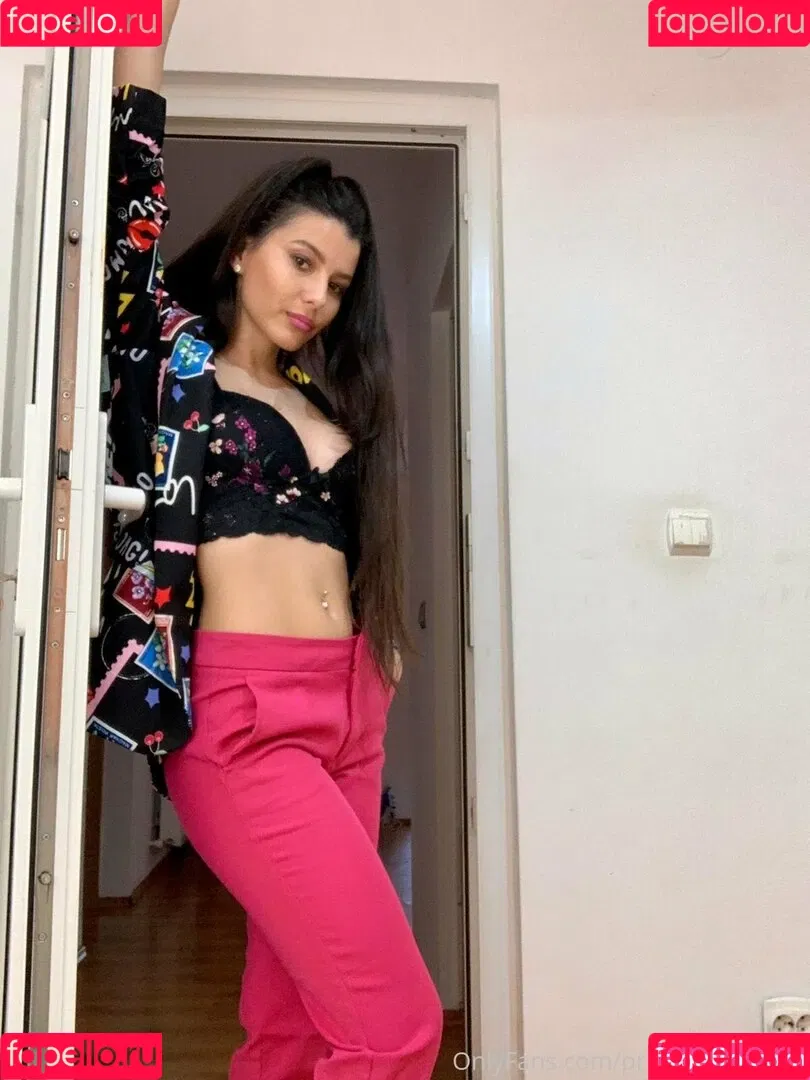 princesszenaxxx Onlyfans Photo Gallery 