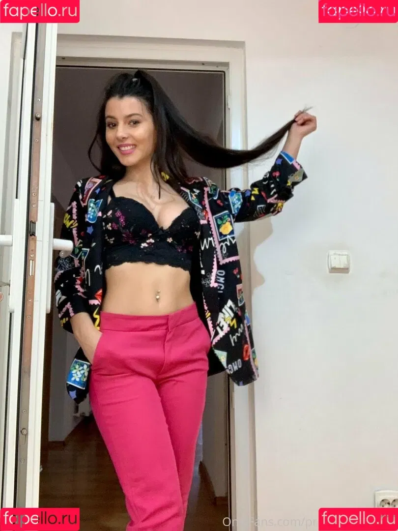 princesszenaxxx Onlyfans Photo Gallery 