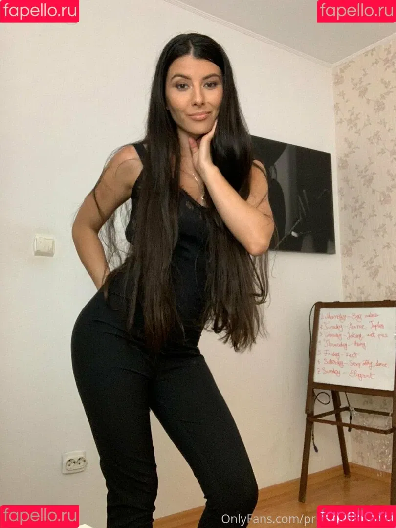 princesszenaxxx Onlyfans Photo Gallery 