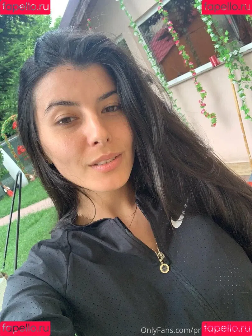 princesszenaxxx Onlyfans Photo Gallery 