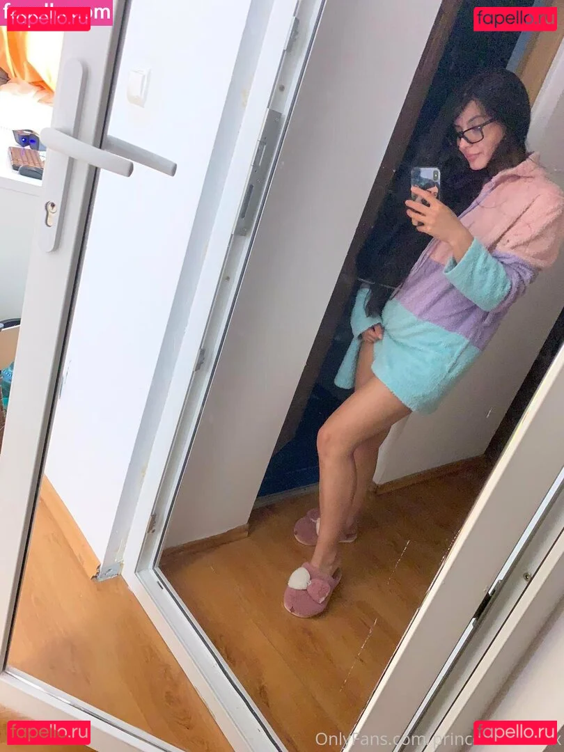 princesszenaxxx Onlyfans Photo Gallery 