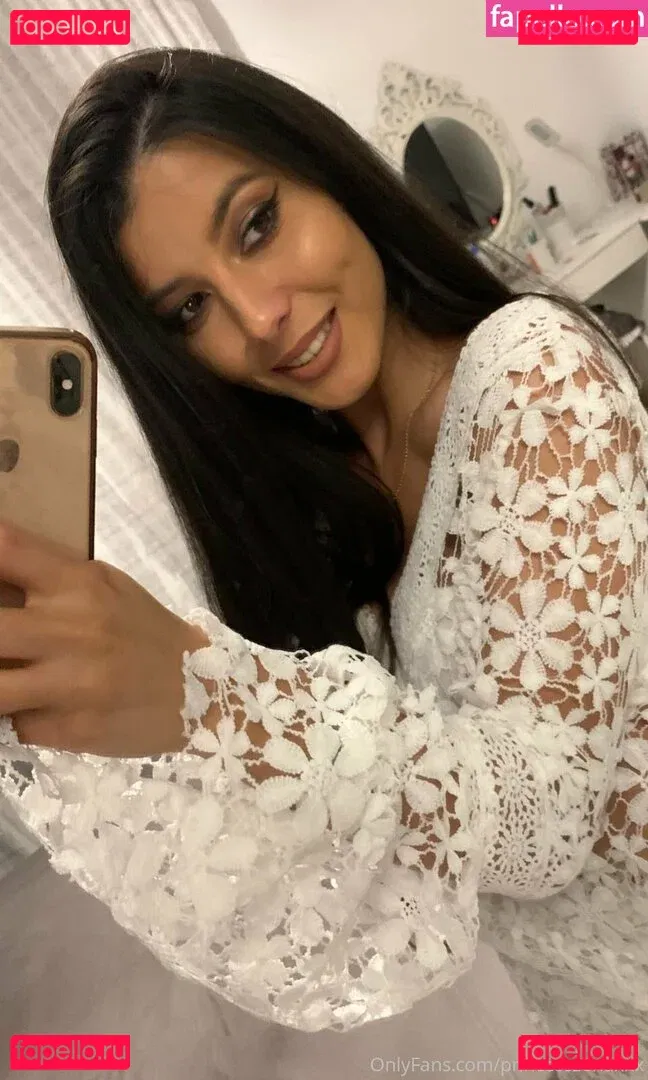 princesszenaxxx Onlyfans Photo Gallery 