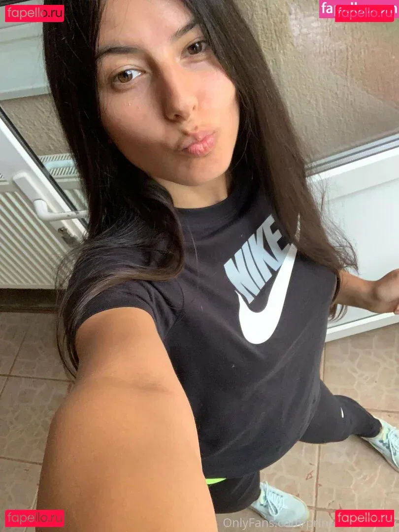 princesszenaxxx Onlyfans Photo Gallery 