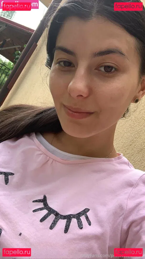 princesszenaxxx Onlyfans Photo Gallery 