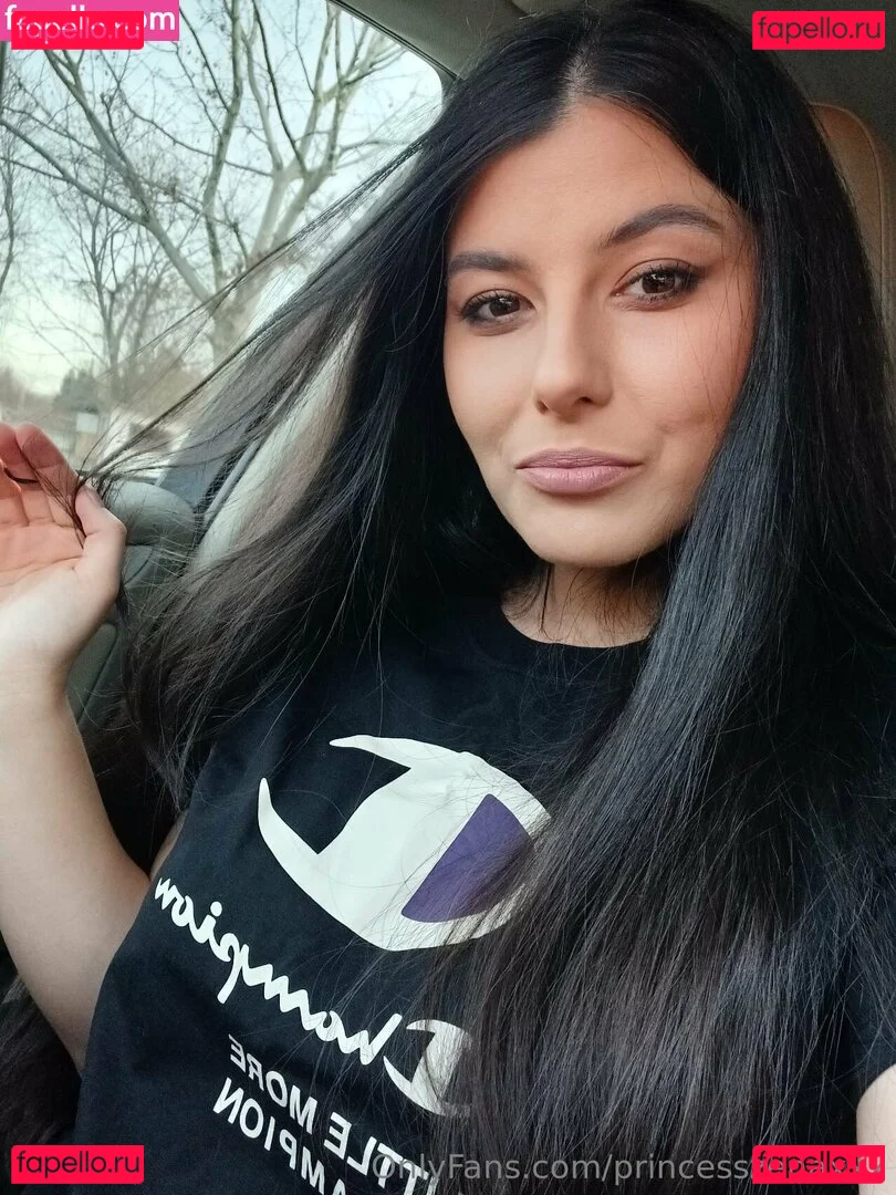 princesszenaxxx Onlyfans Photo Gallery 