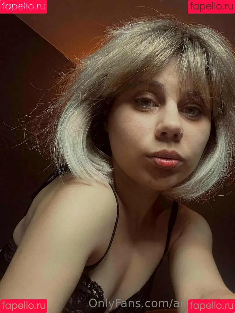 arianabird Onlyfans Photo Gallery 