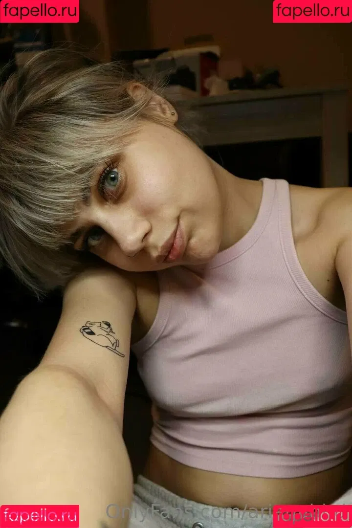 arianabird Onlyfans Photo Gallery 