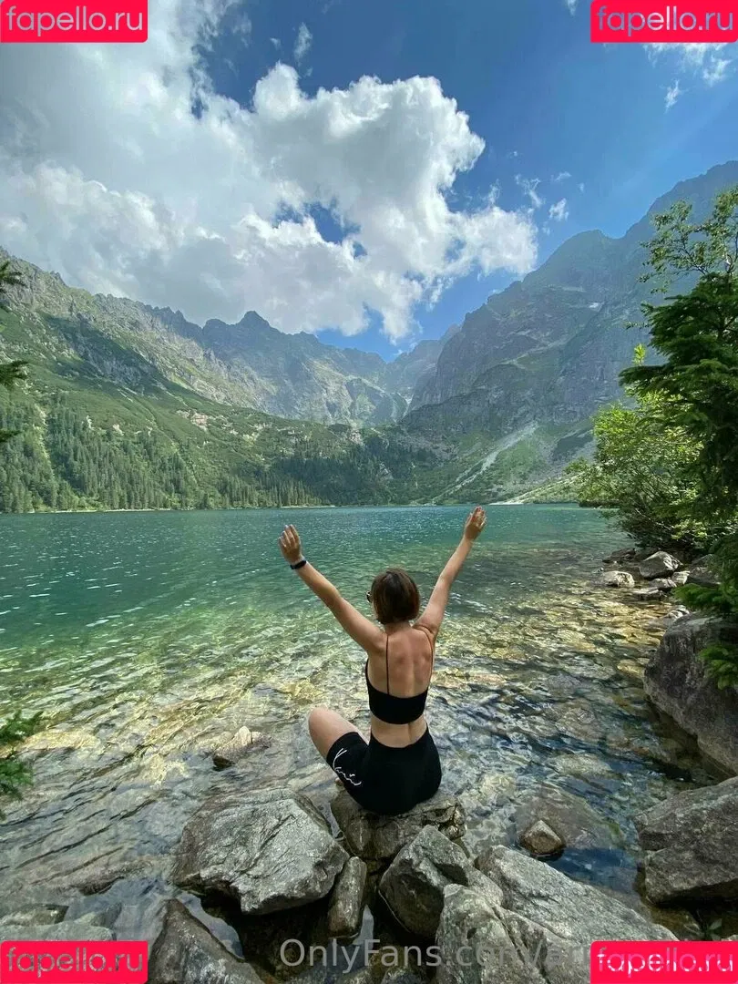 arianabird Onlyfans Photo Gallery 