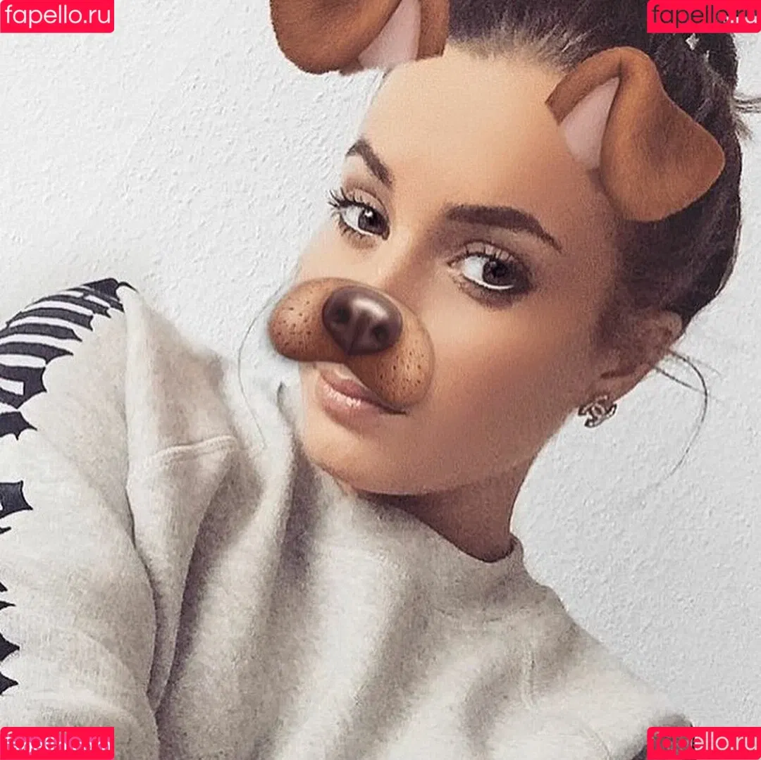 Katrina Maria Onlyfans Photo Gallery 