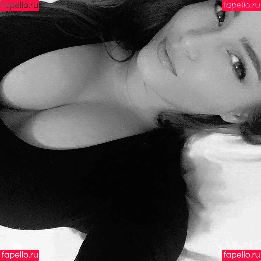 Katrina Maria Onlyfans Photo Gallery 