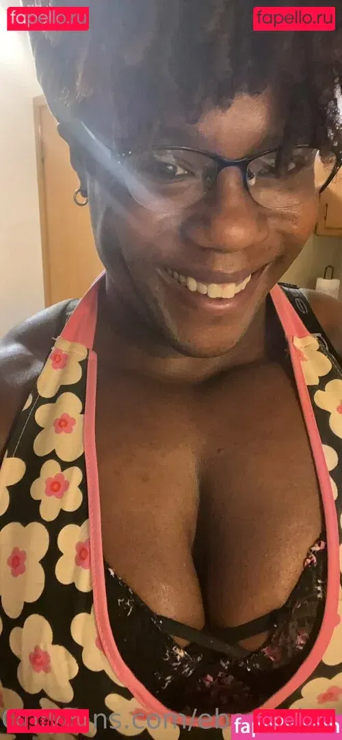 ebonyglutes01 Onlyfans Photo Gallery 