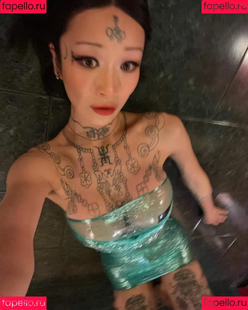 tightcorsetloosemorals Onlyfans Photo Gallery 