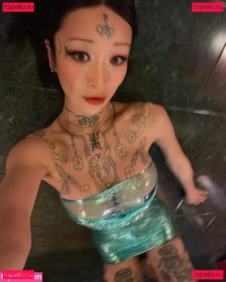 tightcorsetloosemorals Onlyfans Photo Gallery 