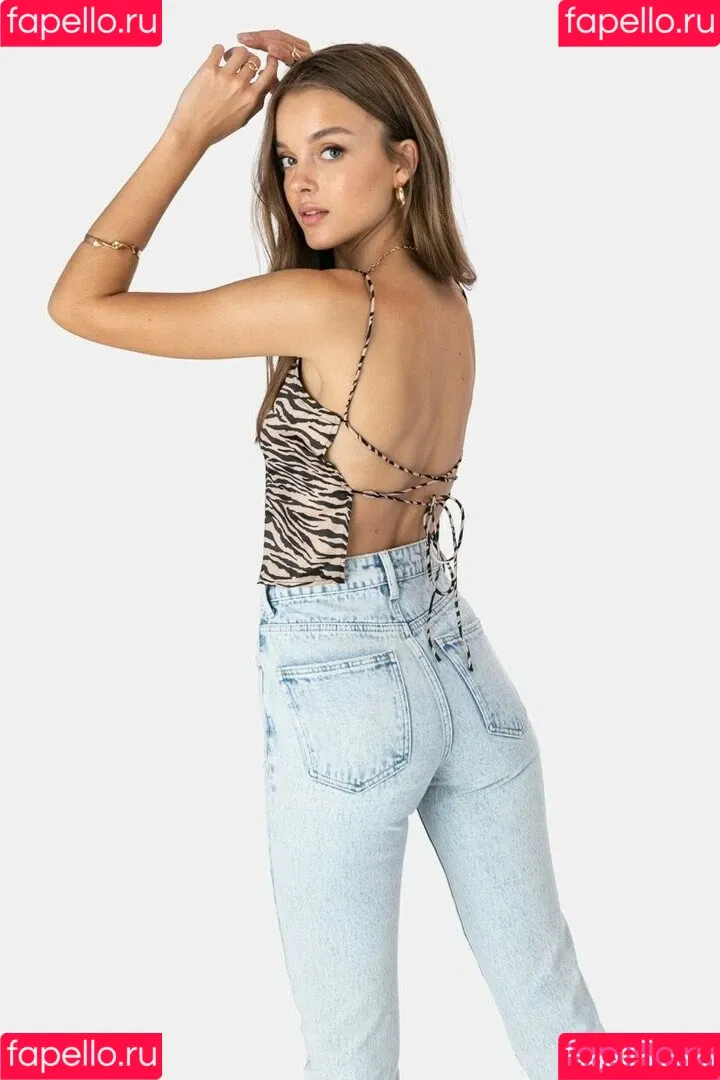 Anna Zak Onlyfans Photo Gallery 