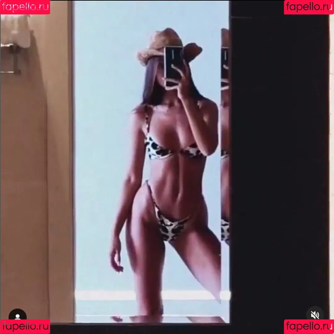 Anna Zak Onlyfans Photo Gallery 