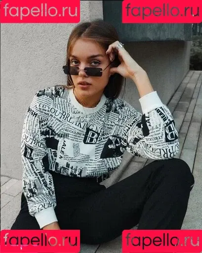 Anna Zak Onlyfans Photo Gallery 