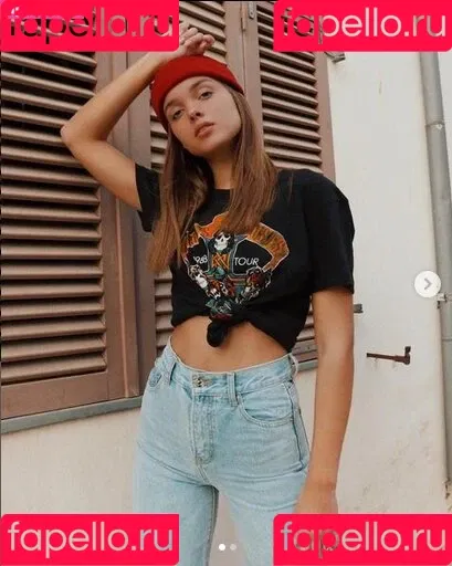 Anna Zak Onlyfans Photo Gallery 