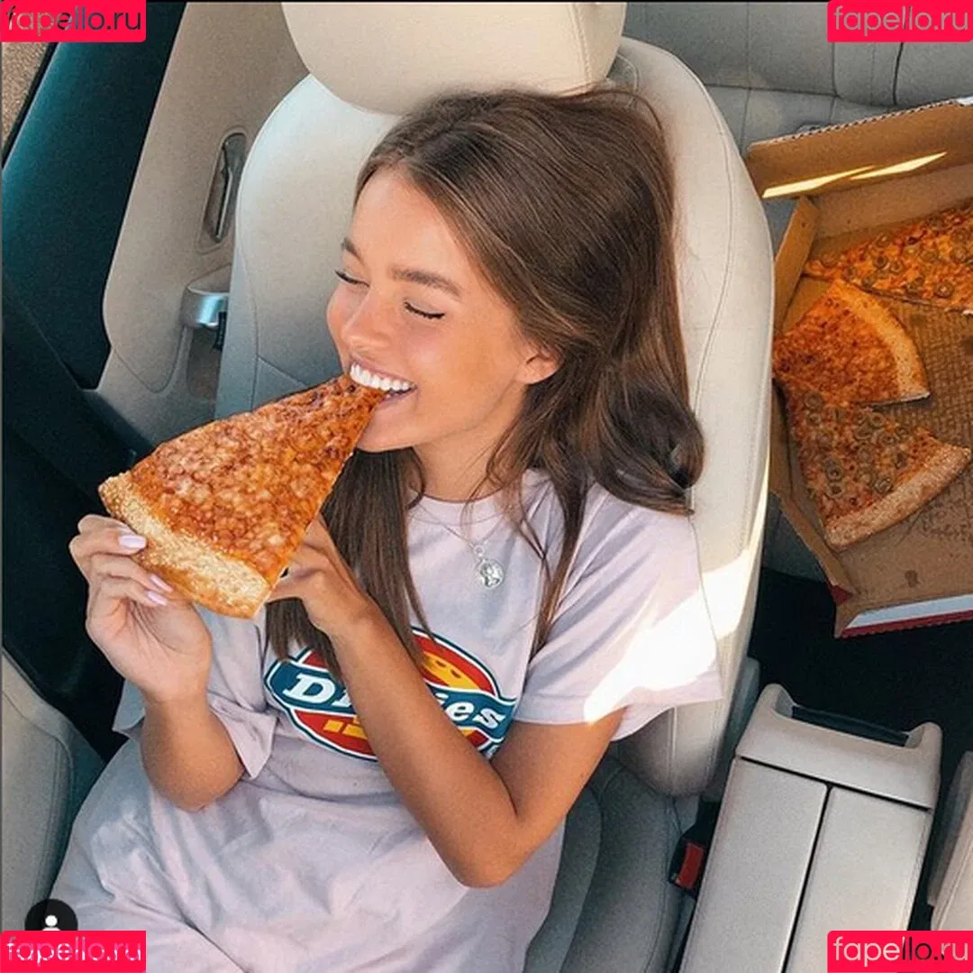 Anna Zak Onlyfans Photo Gallery 