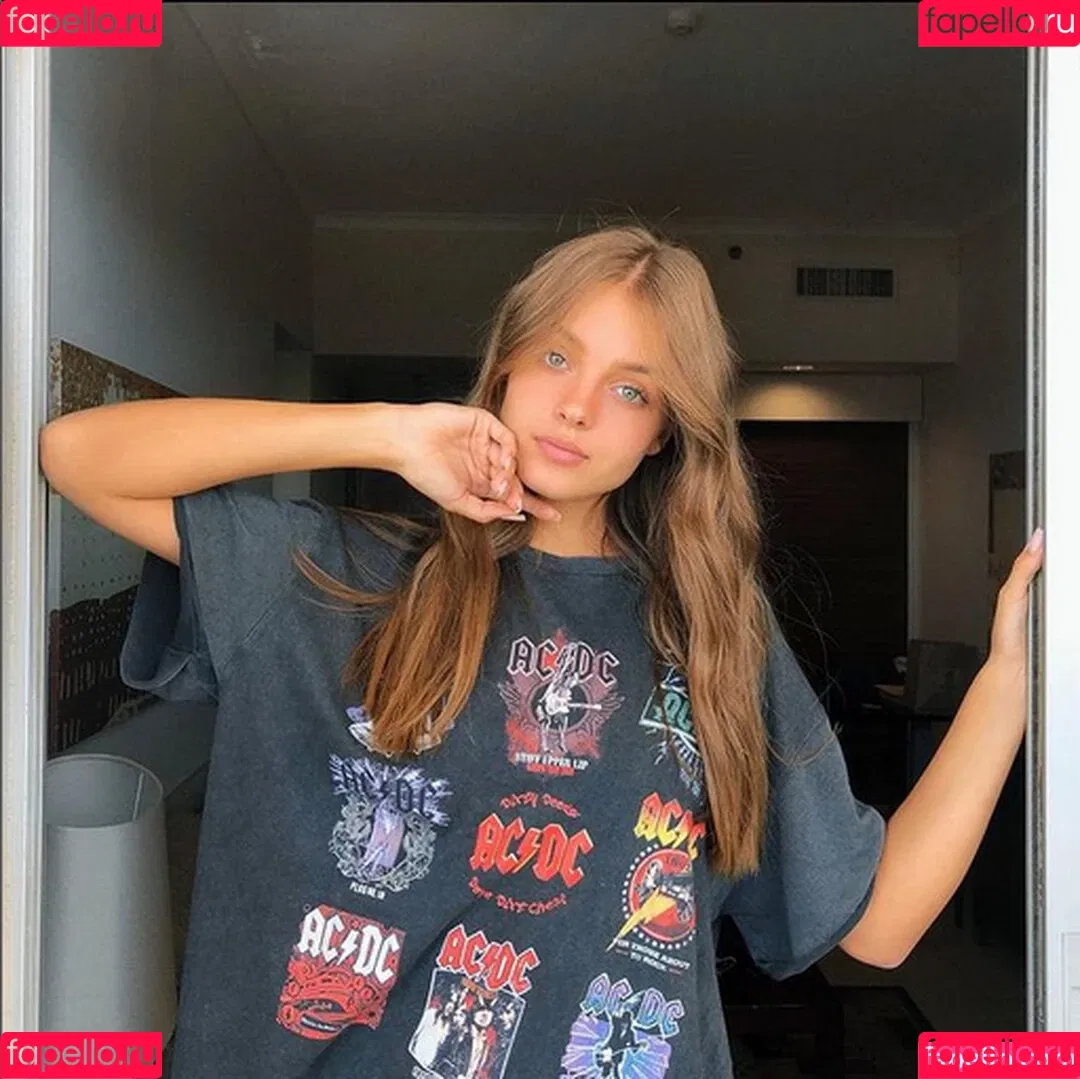 Anna Zak Onlyfans Photo Gallery 