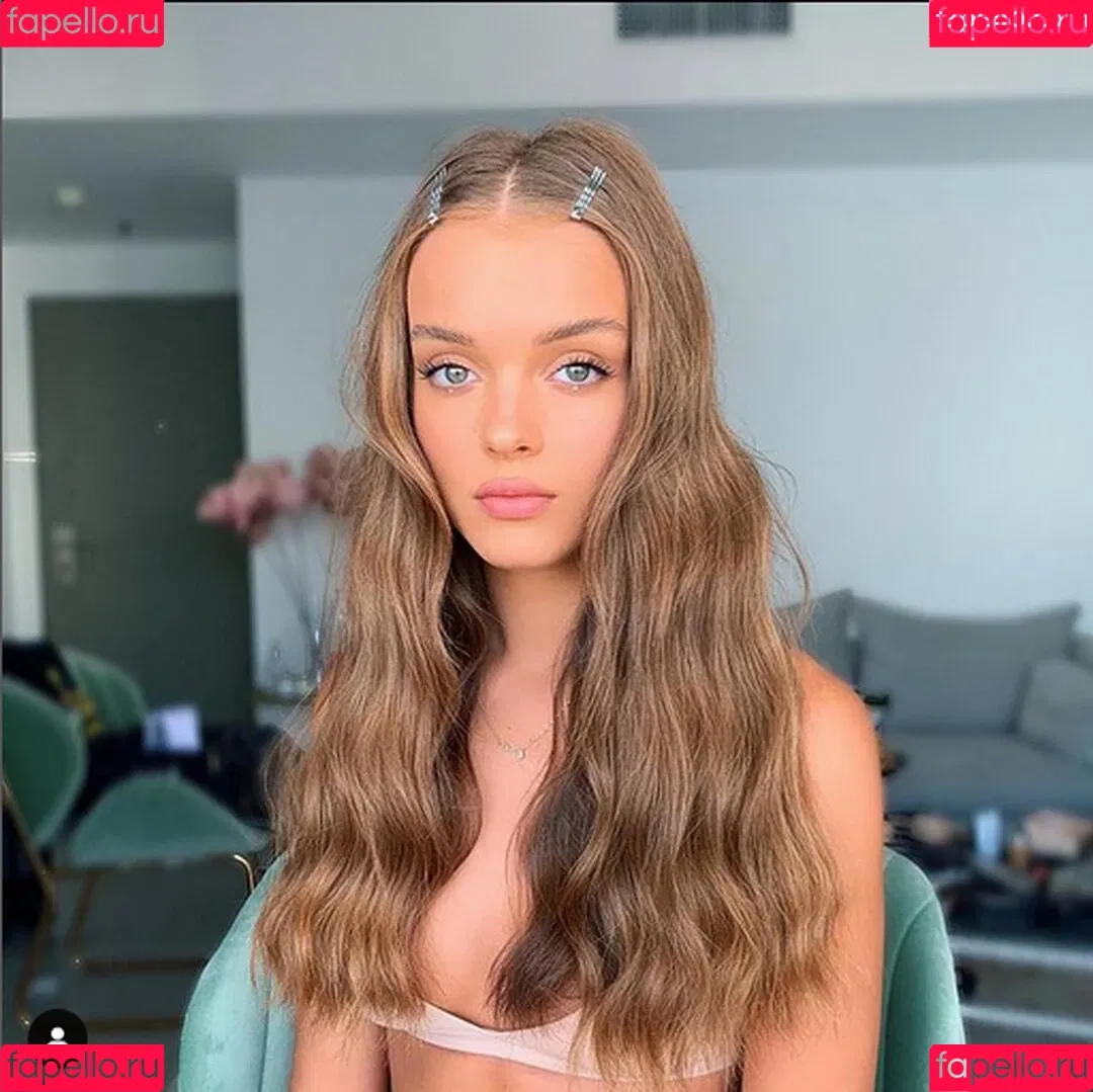 Anna Zak Onlyfans Photo Gallery 