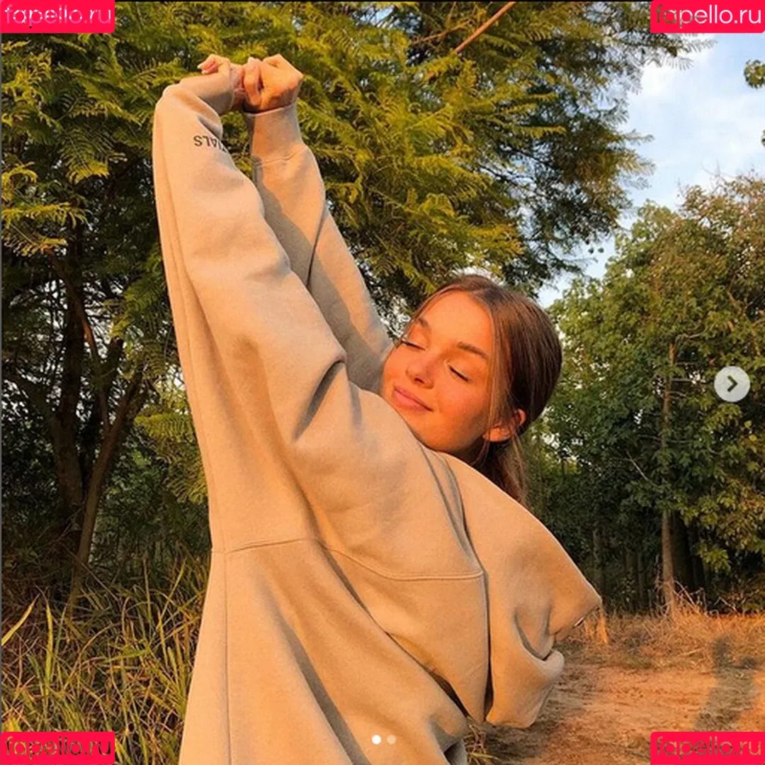 Anna Zak Onlyfans Photo Gallery 