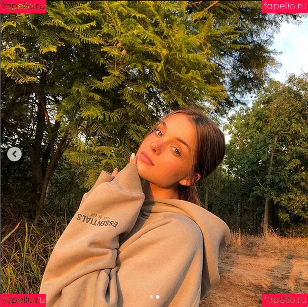 Anna Zak Onlyfans Photo Gallery 