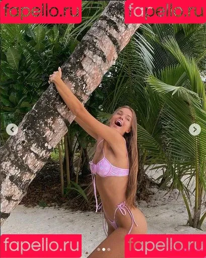 Anna Zak Onlyfans Photo Gallery 
