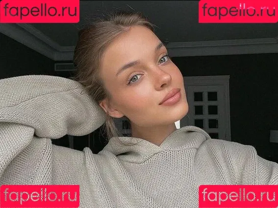 Anna Zak Onlyfans Photo Gallery 
