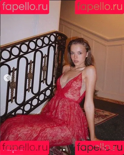 Anna Zak Onlyfans Photo Gallery 