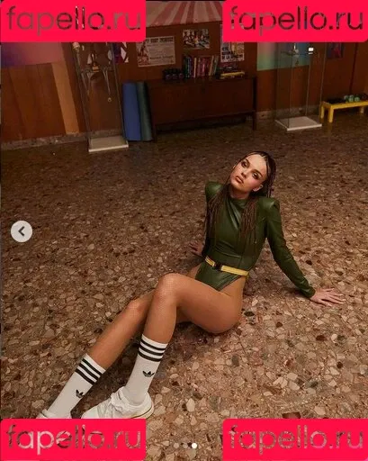Anna Zak Onlyfans Photo Gallery 