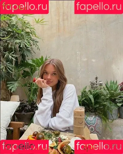 Anna Zak Onlyfans Photo Gallery 