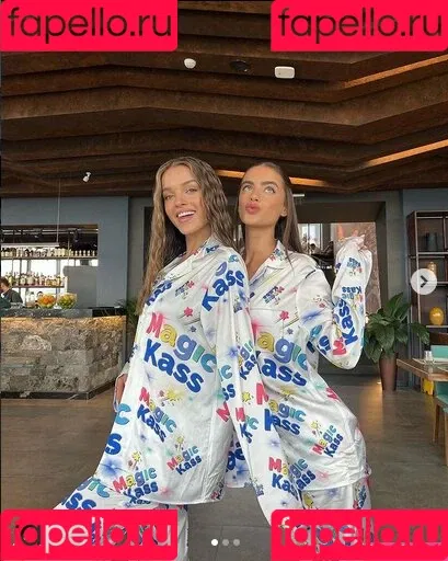 Anna Zak Onlyfans Photo Gallery 