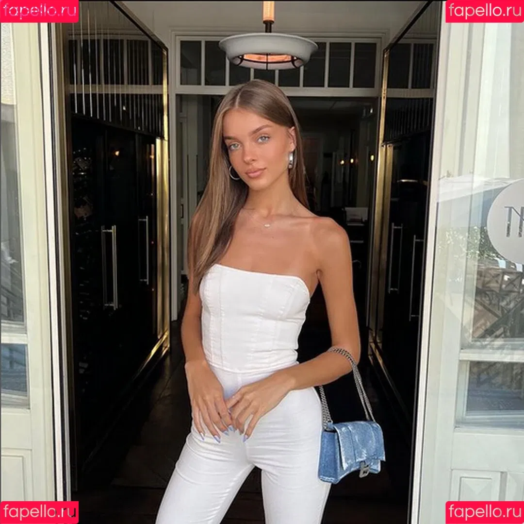 Anna Zak Onlyfans Photo Gallery 