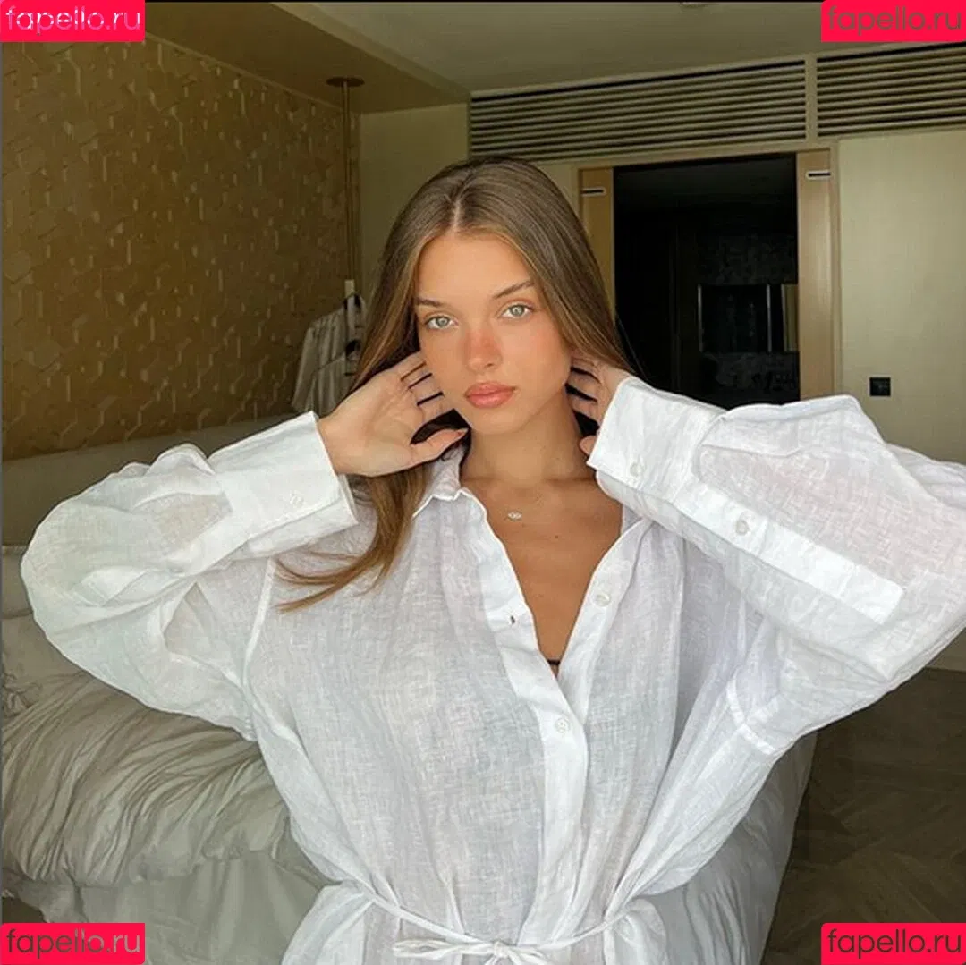 Anna Zak Onlyfans Photo Gallery 