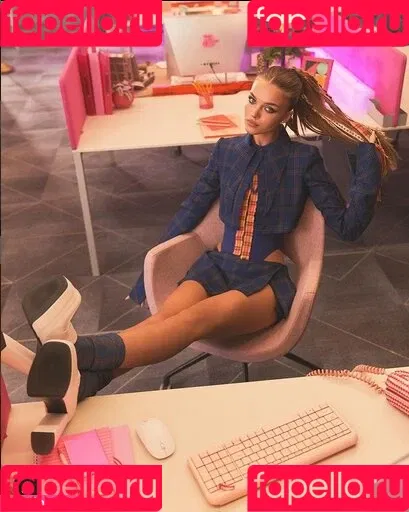 Anna Zak Onlyfans Photo Gallery 