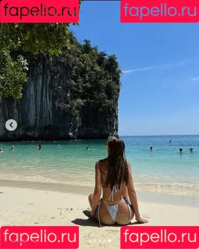 Anna Zak Onlyfans Photo Gallery 
