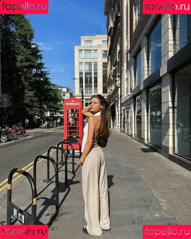 Anna Zak Onlyfans Photo Gallery 