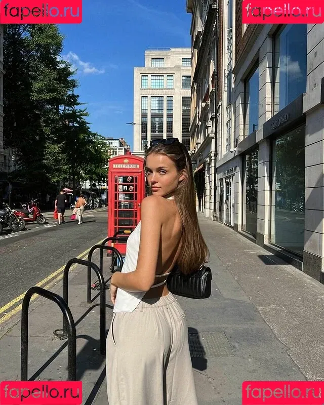 Anna Zak Onlyfans Photo Gallery 