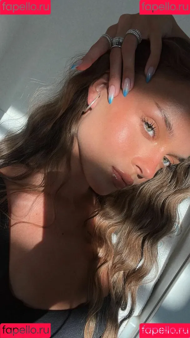 Anna Zak Onlyfans Photo Gallery 